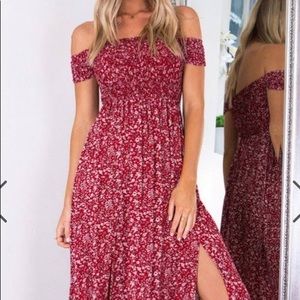 Cute Pinky-Red patterned midi dress ❤️